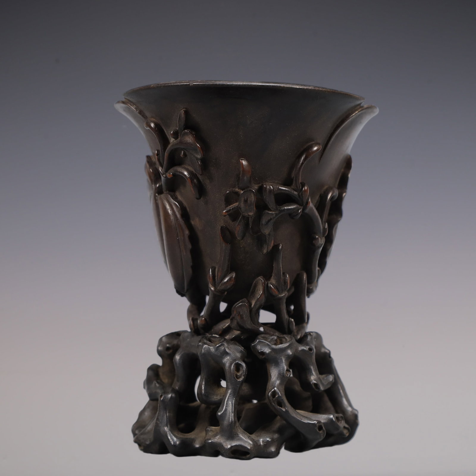 A Exquisite Eaglewood Bamboo Pattern Goblet - 3