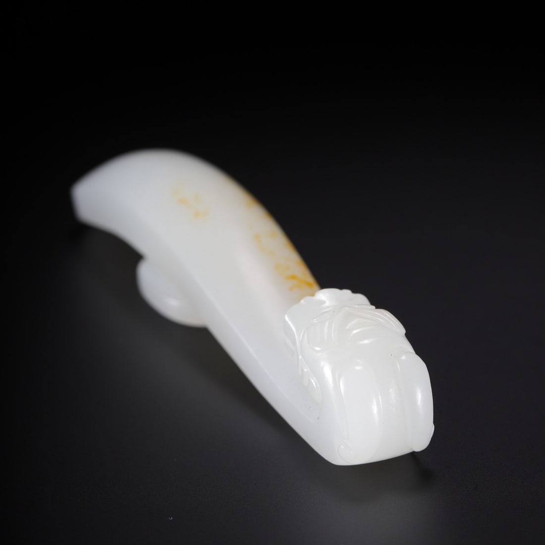An Exquisite White Jade Dragon Pattern Hook - 7