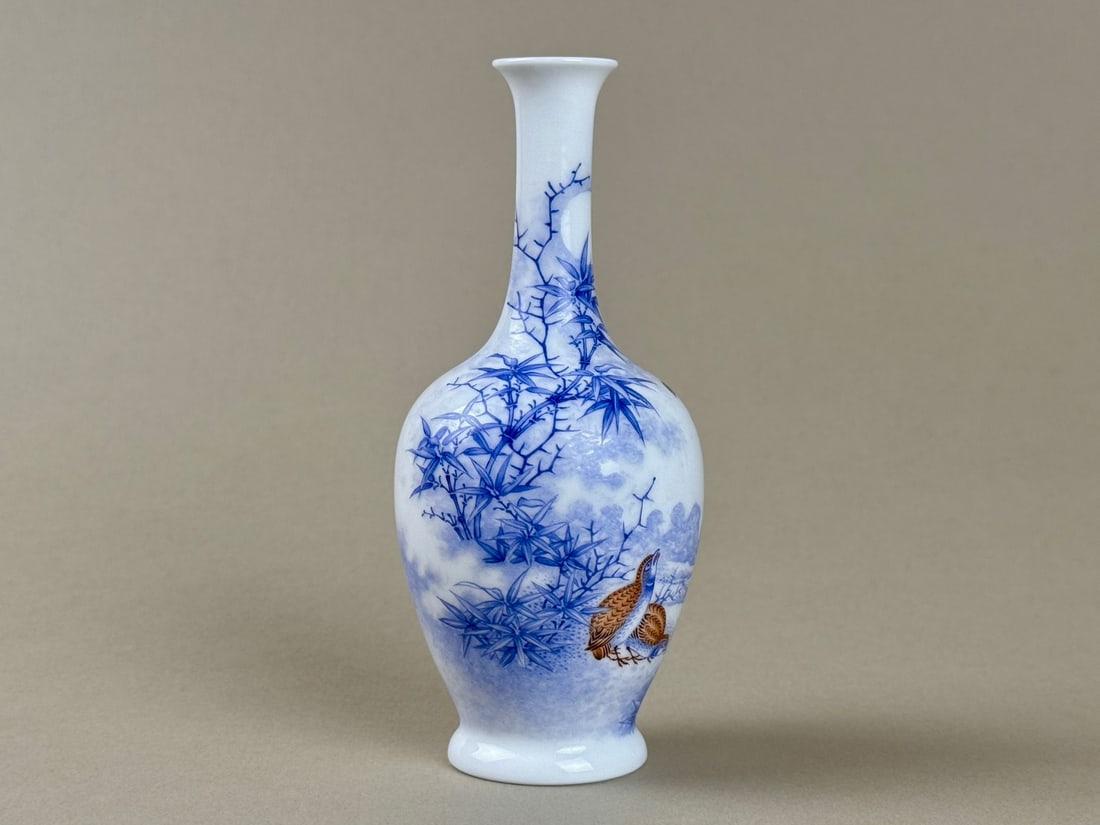 An Exquisite Famille-Rose Flower and Bird Pattern Vase: An Exquisite Famille-Rose Flower and Bird Pattern Vase Qing Dynasty, China Yongzheng Four-character Mark Size:5.3inx2.4in翠彩竹林鹌鹑题诗瓶
