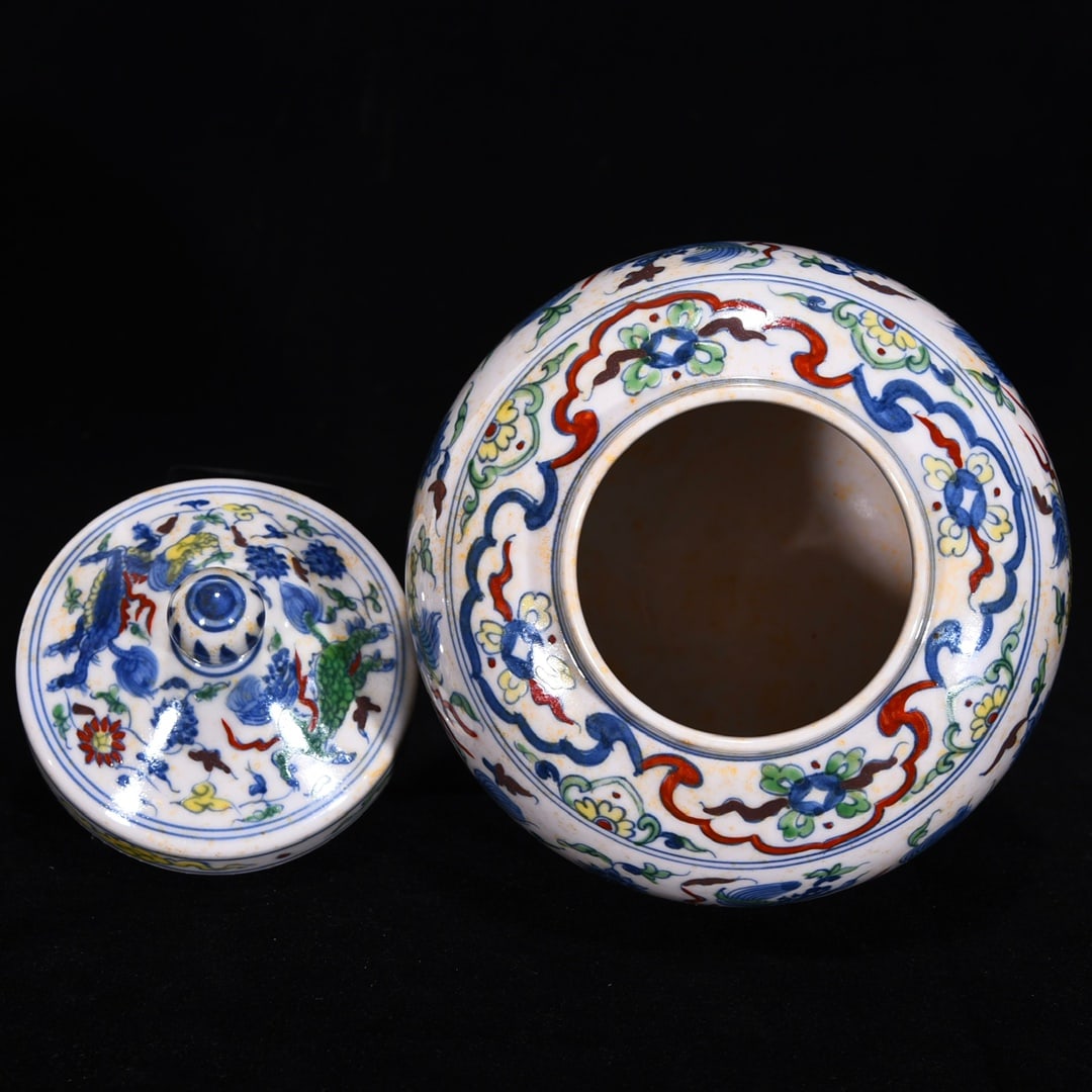 An Exquisite Doucai Kylin Pattern Lotus Pattern Jar - 7