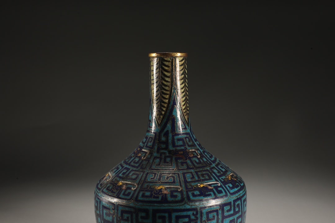 An Exquisite Cloisonne Dragon Pattern Vase - 7
