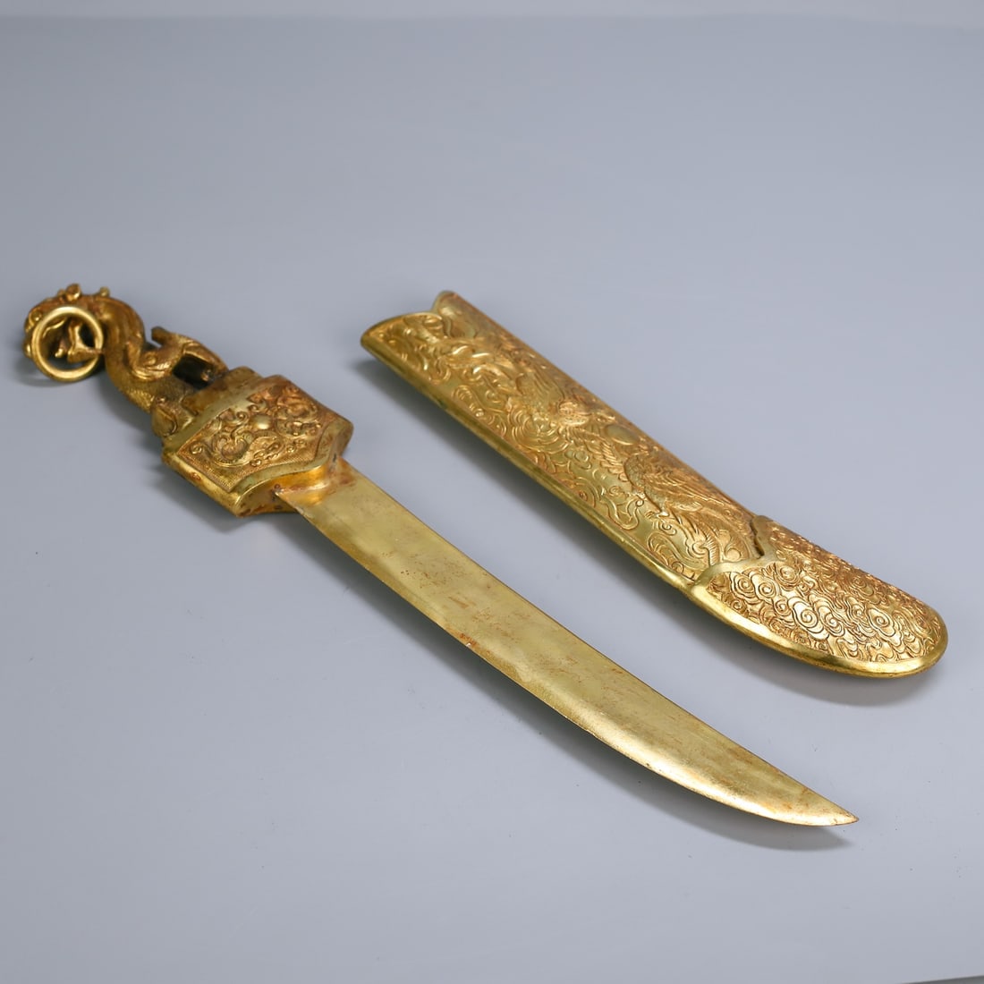 An Exquisite Gilt Bronze Phoenix Pattern Sword - 8