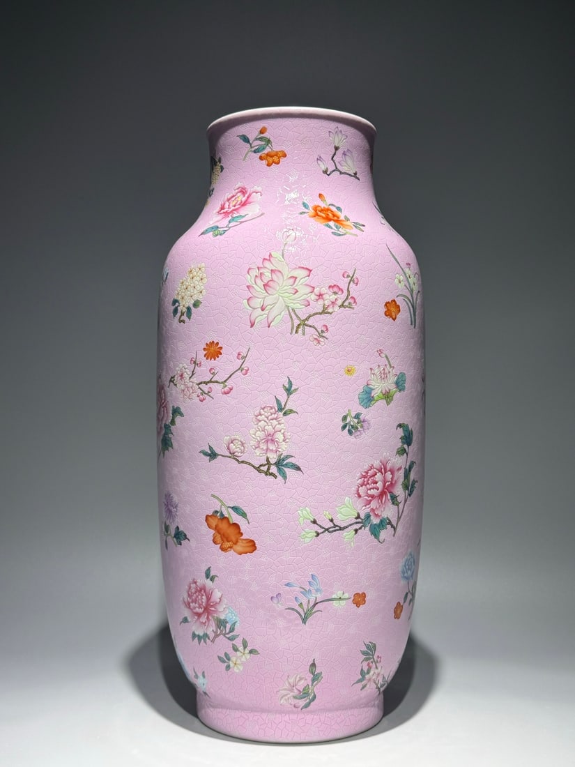An Exquisite Enamel Flower Pattern Vase: An Exquisite Enamel Flower Pattern Vase Qing Dynasty, China Qianlong Four-character Mark