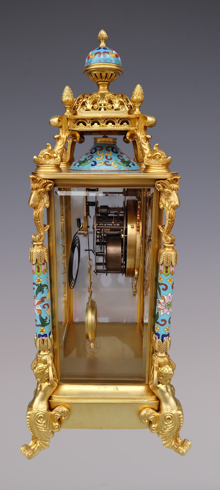 An Exquisite Gilt Bronze Lotus Pattern Clock - 7