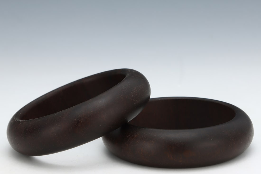 An Exquisite Eaglewood Bracelets - 4
