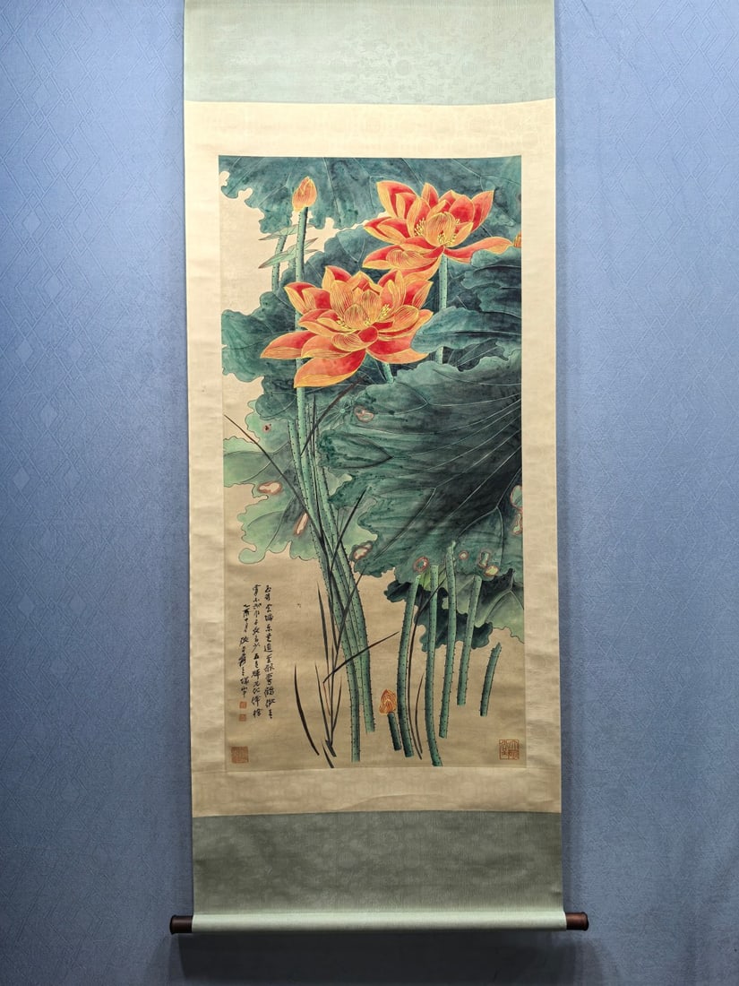 A Chinese Vertical Scroll Ink Painting of Flower on Paper: A Chinese Vertical Scroll Ink Painting of Flower on Paper Zhang daqian Size:25.4inx51.3in张大千荷花 纸本立轴Size:64.4cmx130.4cm