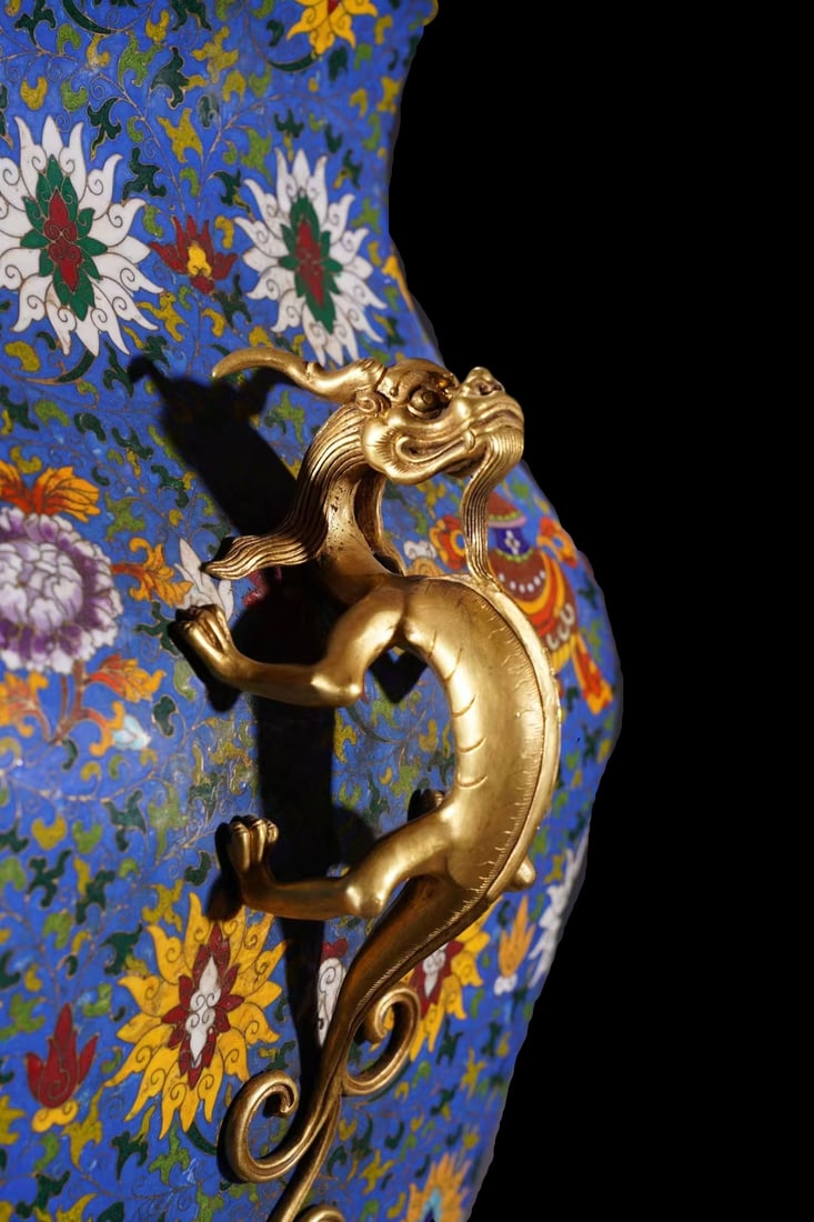 A Exquisite Cloisonne Lotus Pattern Dragon Pattern Double-Ears Vase - 6