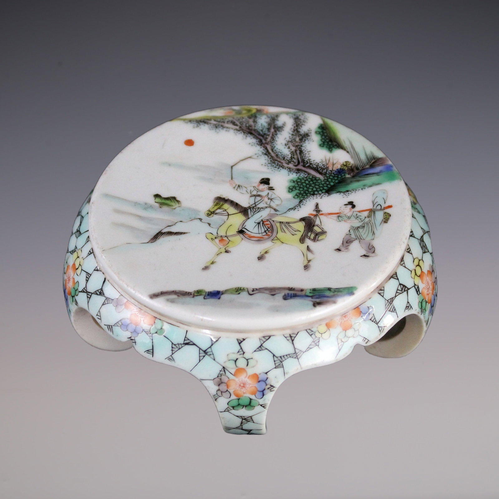 An Exquisite Wucai Character and Story Pattern Ornament: An Exquisite Wucai Character and Story Pattern Ornament Qing Dynasty, China Kangxi Six-character Mark Size:4.1inx1.9in五彩人物故事茶托