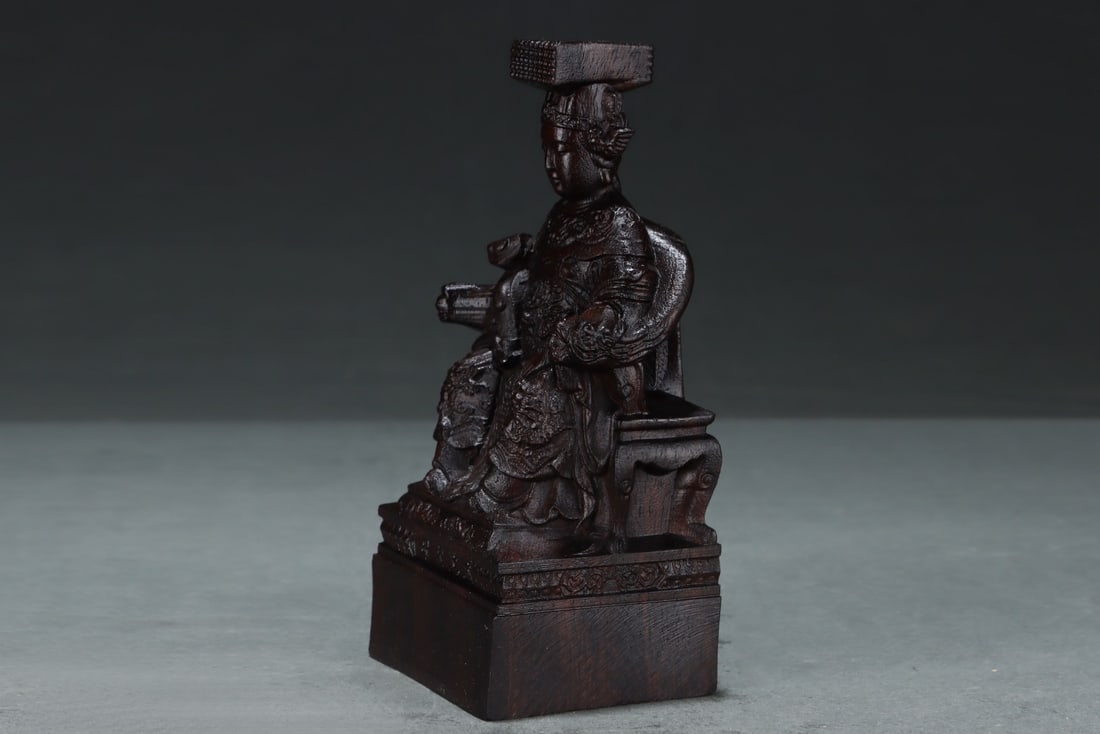 An Exquisite Eaglewood Figure - 5