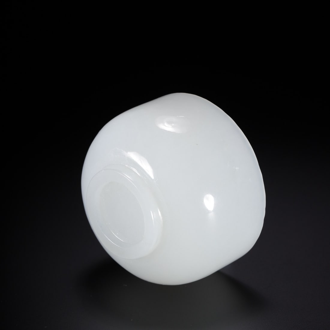 An Exquisite White Jade Cup - 7