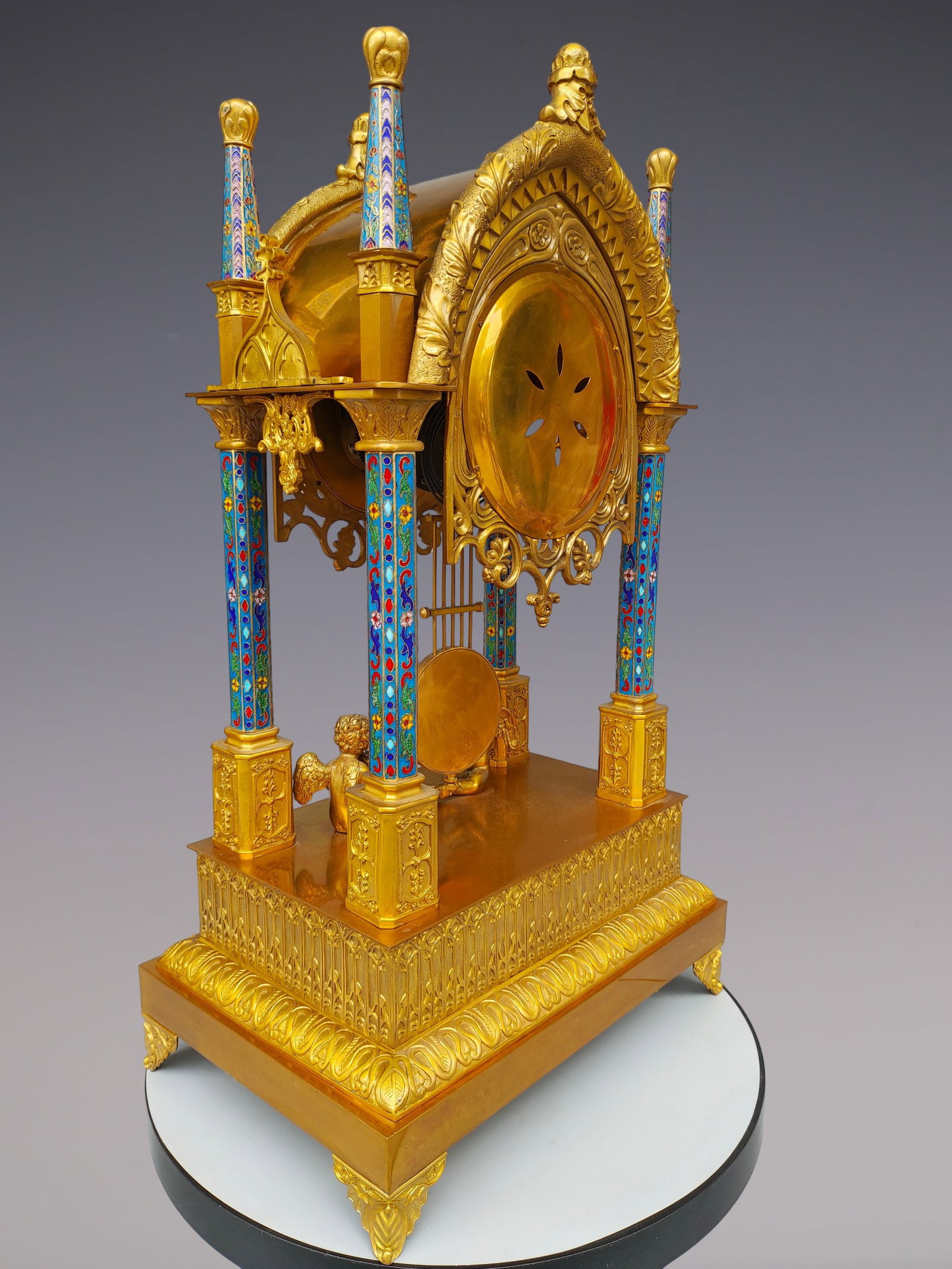 An Exquisite Gilt Bronze Lotus Pattern Clock - 6