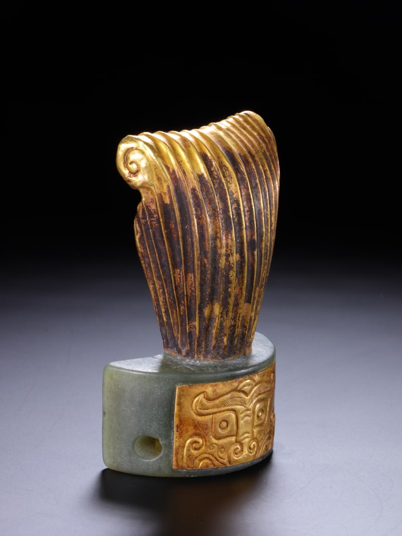 An Exquisite Jasper Beast-Face Pattern Ornament - 5