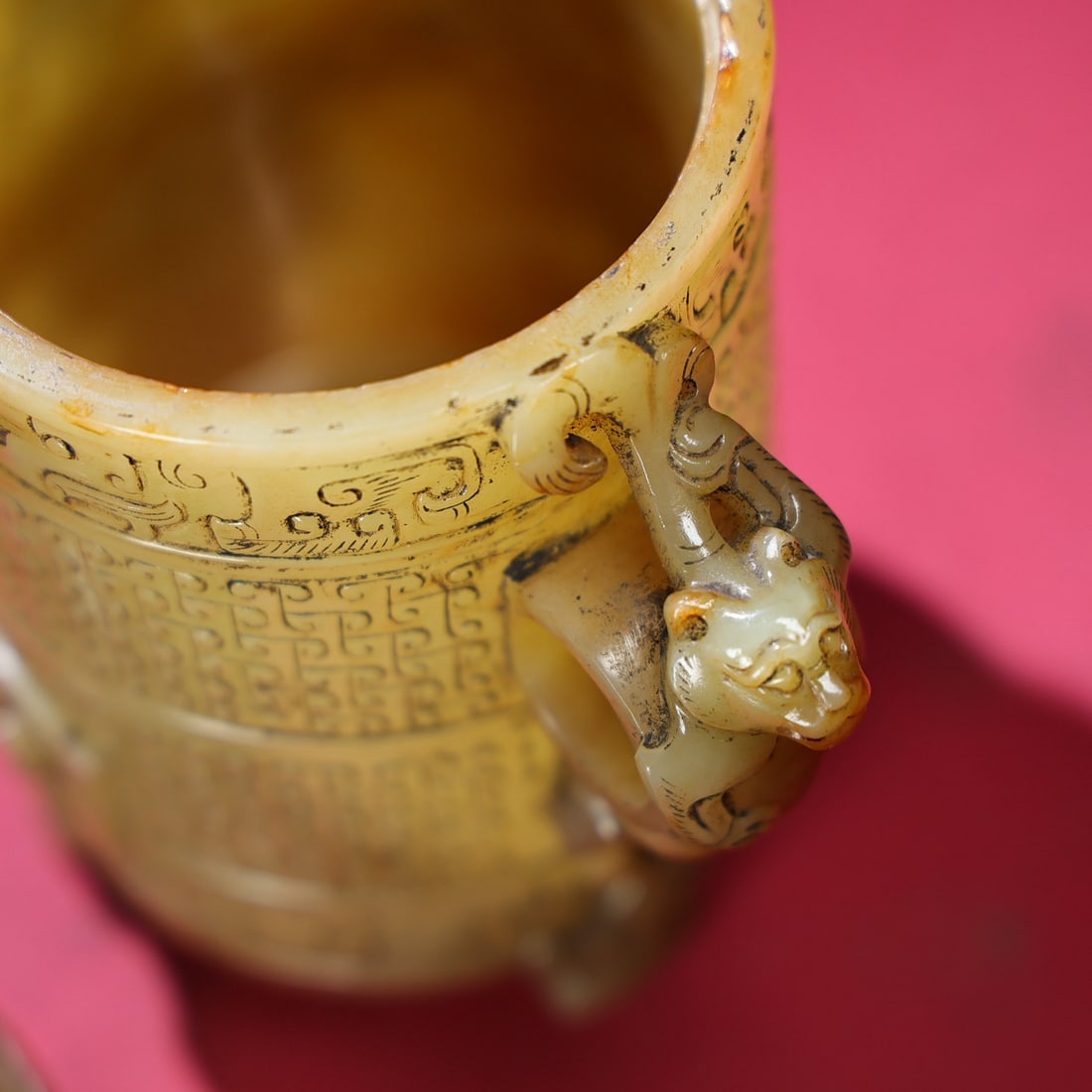 An Exquisite White Jade Phoenix Pattern Cup - 7