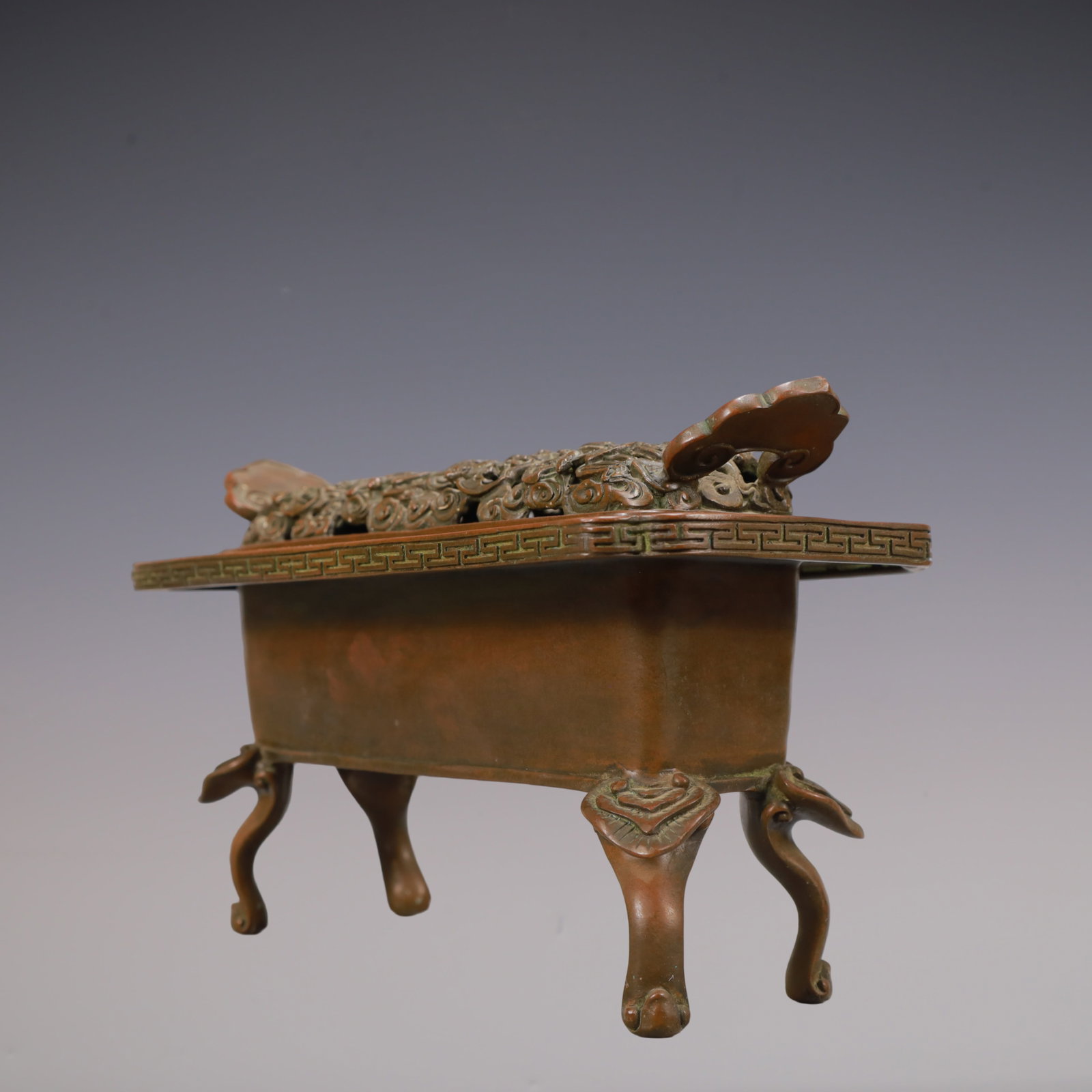 A Exquisite Coppery Bats Pattern Censer - 2