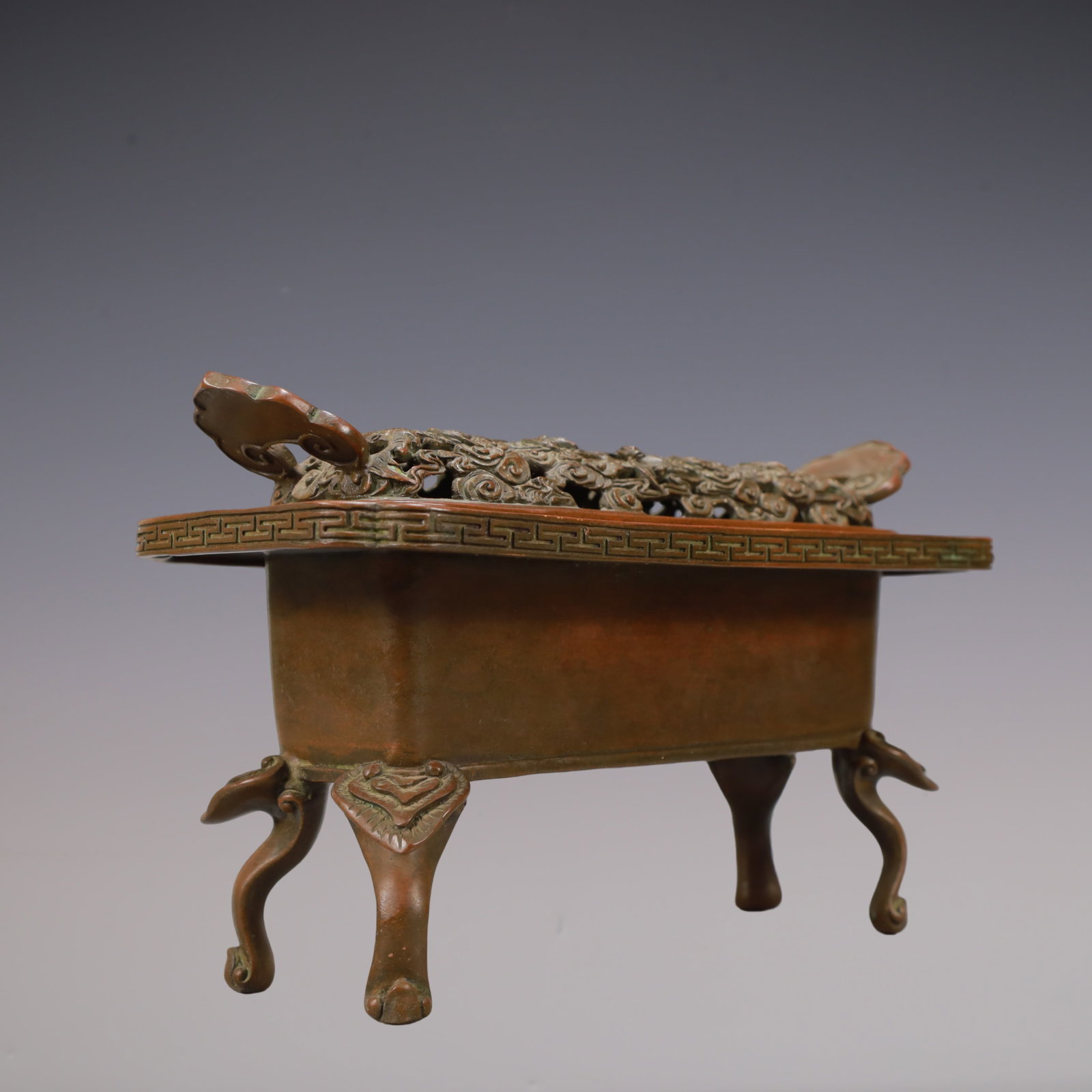A Exquisite Coppery Bats Pattern Censer - 4
