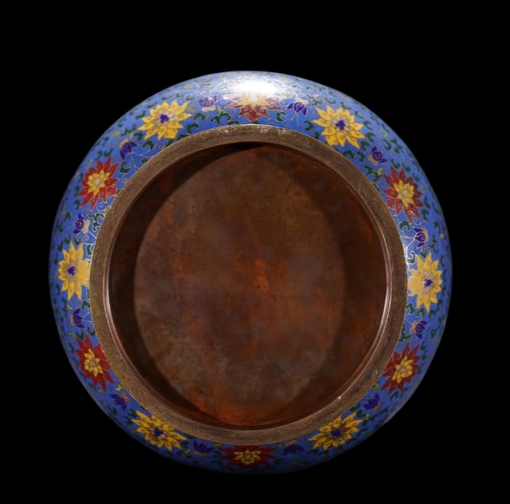 A Exquisite Cloisonne Lotus Pattern Dragon Pattern Double-Ears Vase - 9