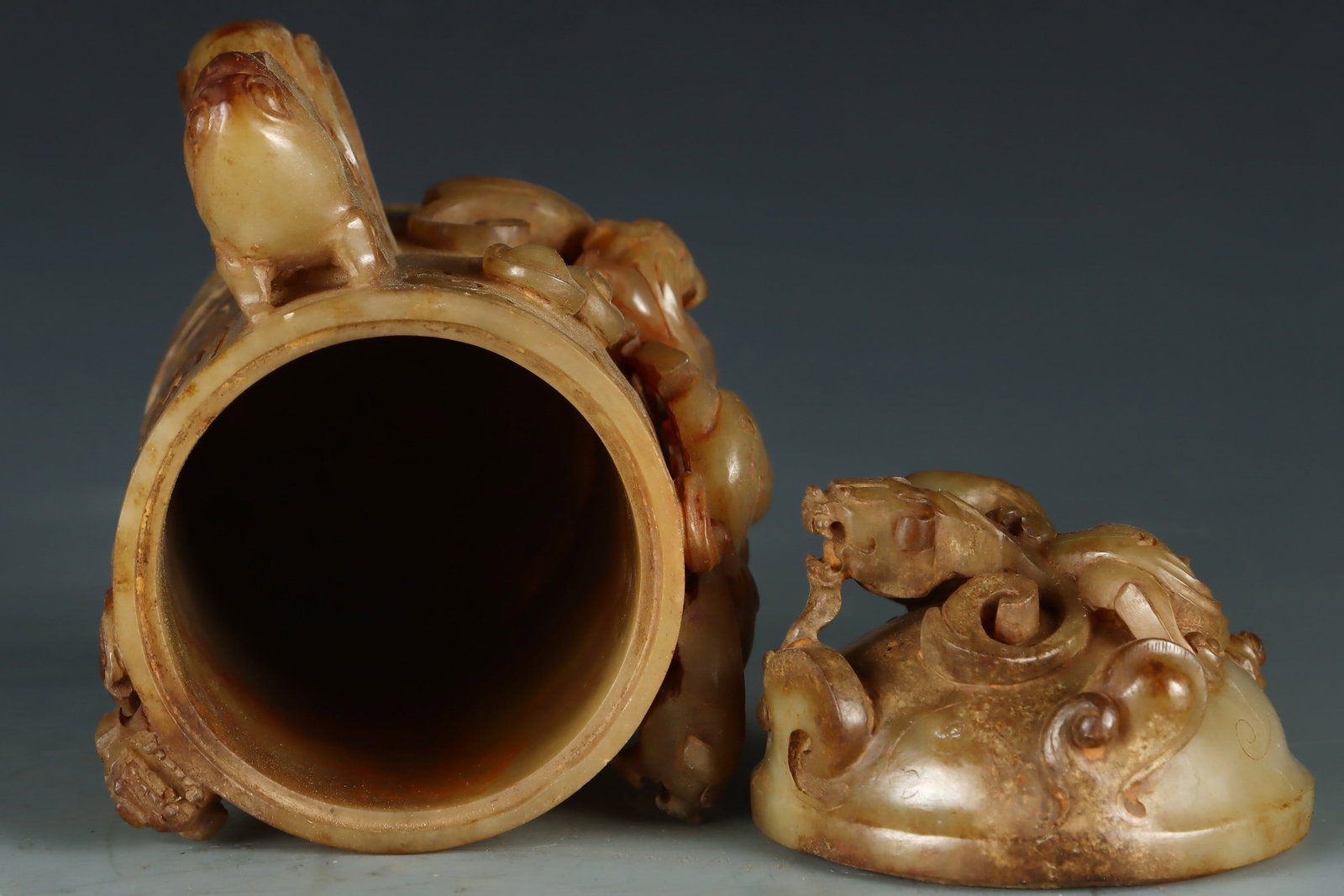 An Exquisite White Jade Dragon Pattern Cup - 7