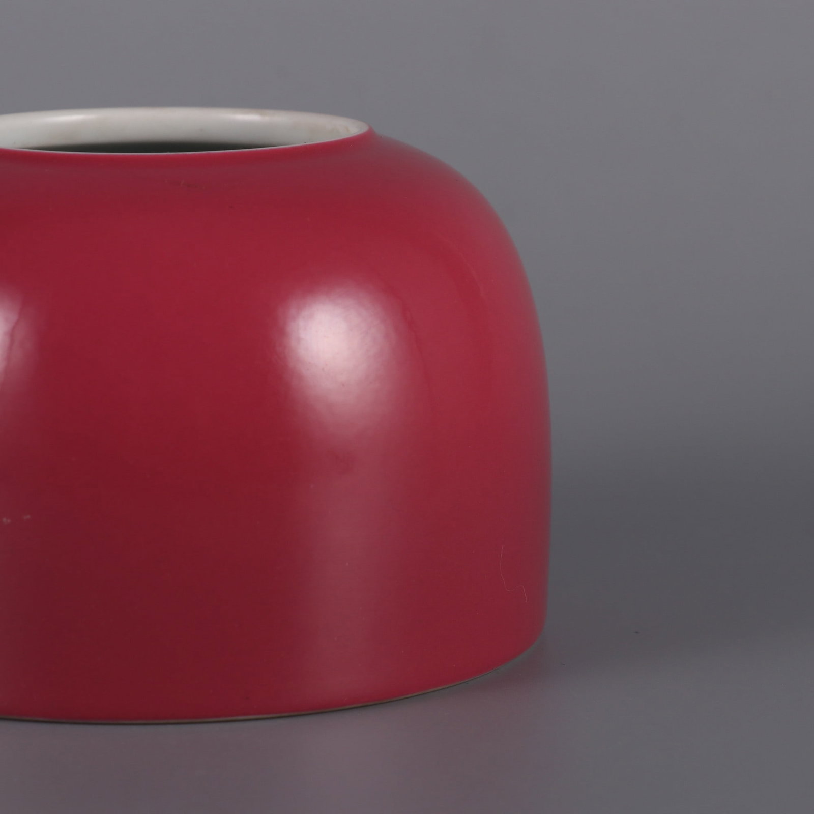 An Exquisite Ruby Red-Glazed Brush Washer - 3