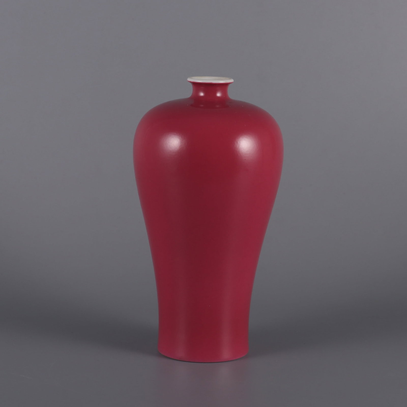 An Exquisite Ruby Red-Glazed Vase: An Exquisite Ruby Red-Glazed Vase Qing Dynasty, China Yongzheng Six-character Mark Size:7.3inx3.7in胭脂红釉小梅瓶 中国清代 大