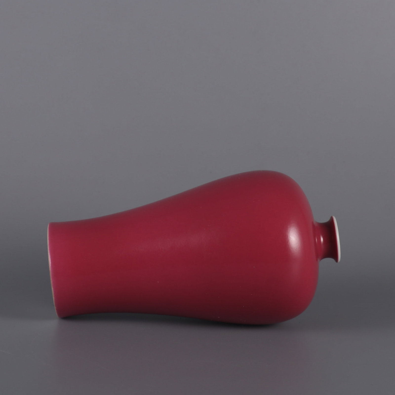 An Exquisite Ruby Red-Glazed Vase - 6