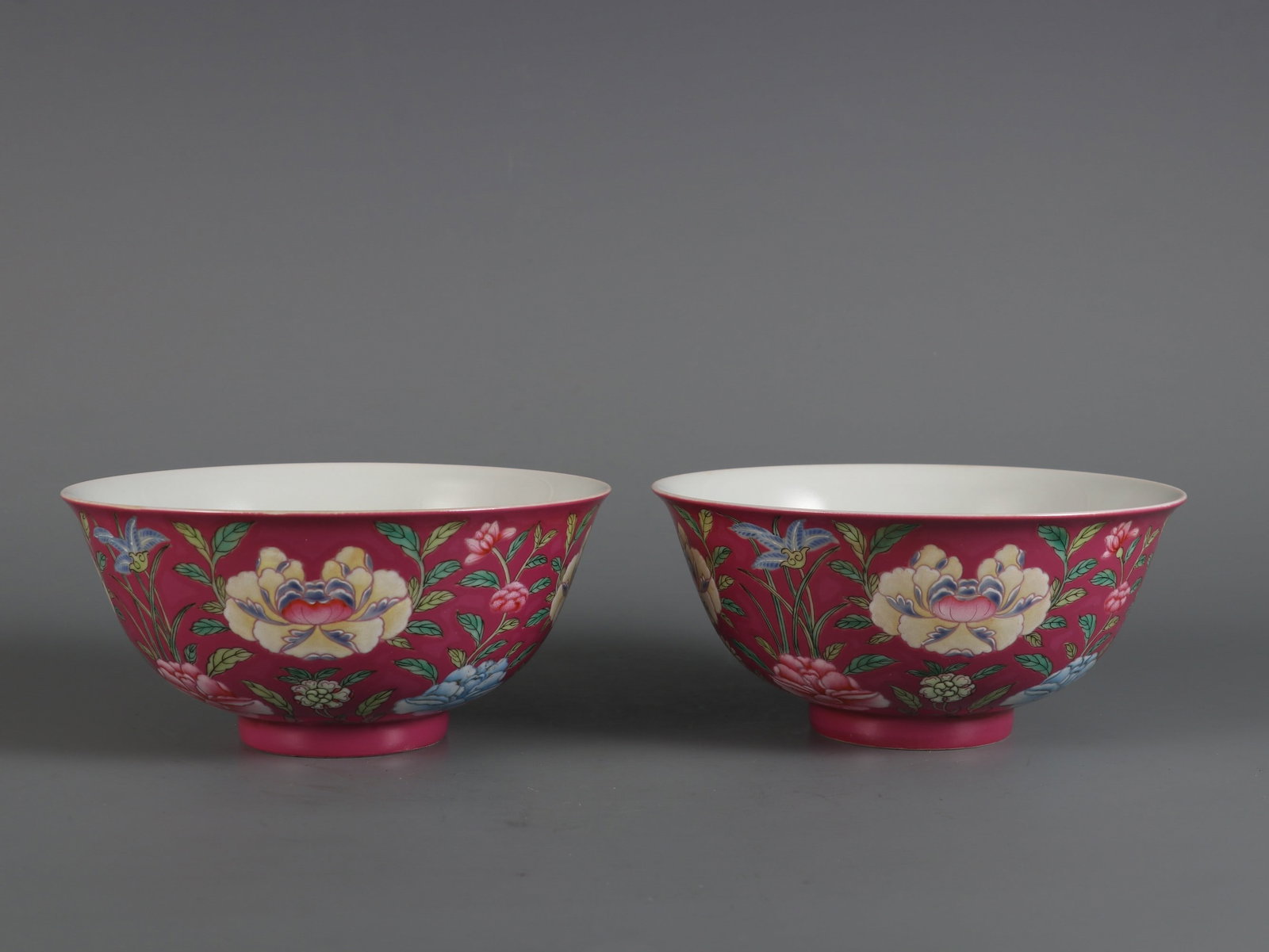 A Pair of Exquisite Famille-Rose Ruby Red-Glazed Flower Pattern Bowl: A Pair of Exquisite Famille-Rose Ruby Red-Glazed Flower Pattern Bowl Qing Dynasty, China