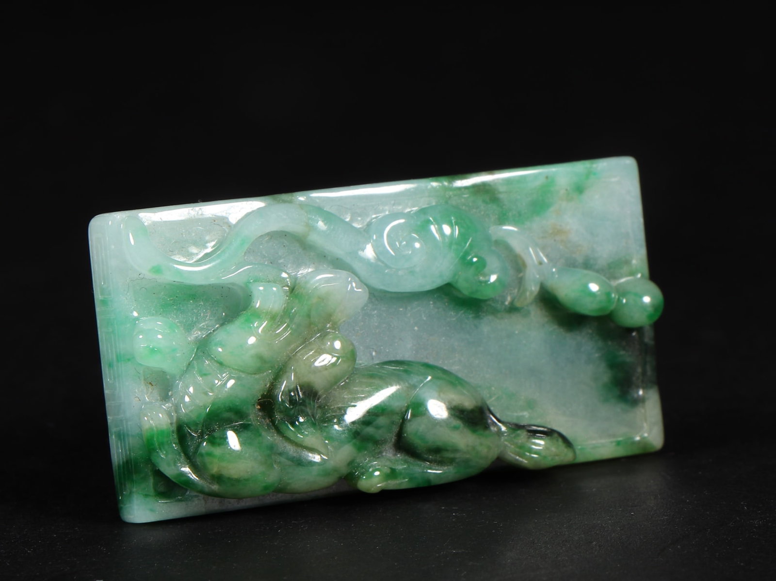 An Exquisite Jadeite Auspicious Beast Pattern Ornament - 3