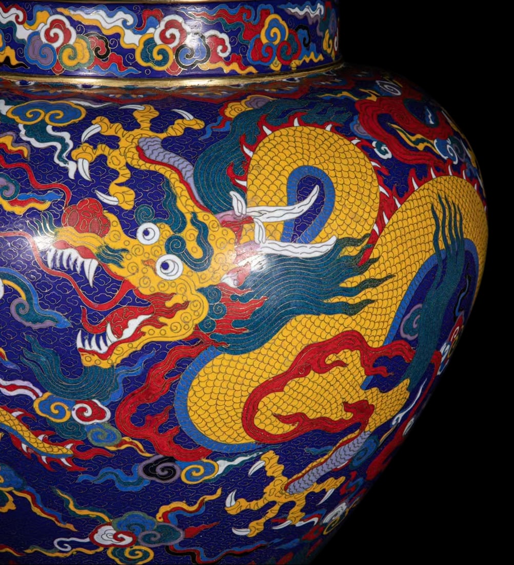 A Exquisite Cloisonne Dragon Pattern Jar - 3