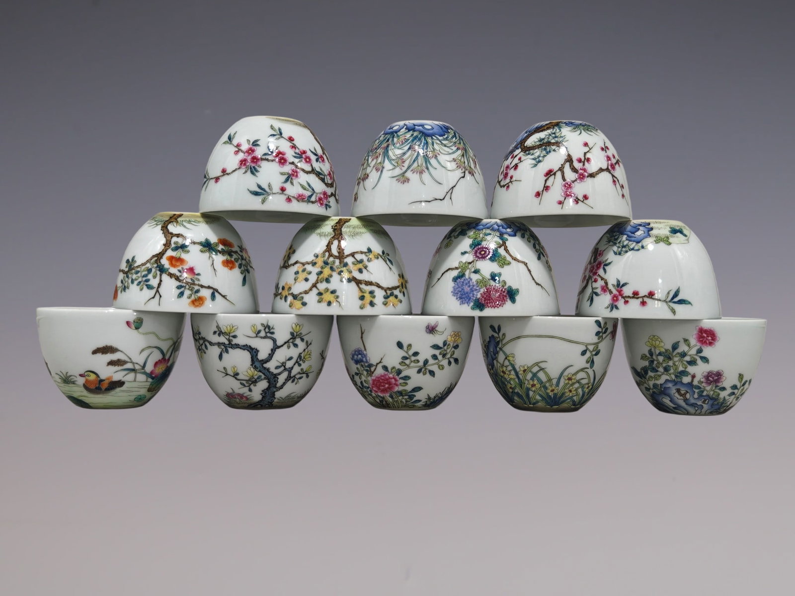 A Set of Fine Famille-Rose Flower and Bird Pattern with poem Cup: A Set of Fine Famille-Rose Flower and Bird Pattern with poem Cup Qing Dynasty, China Yongzheng Four-character Mark Size:2inx2.9in粉彩十二花神杯 中ࢲ