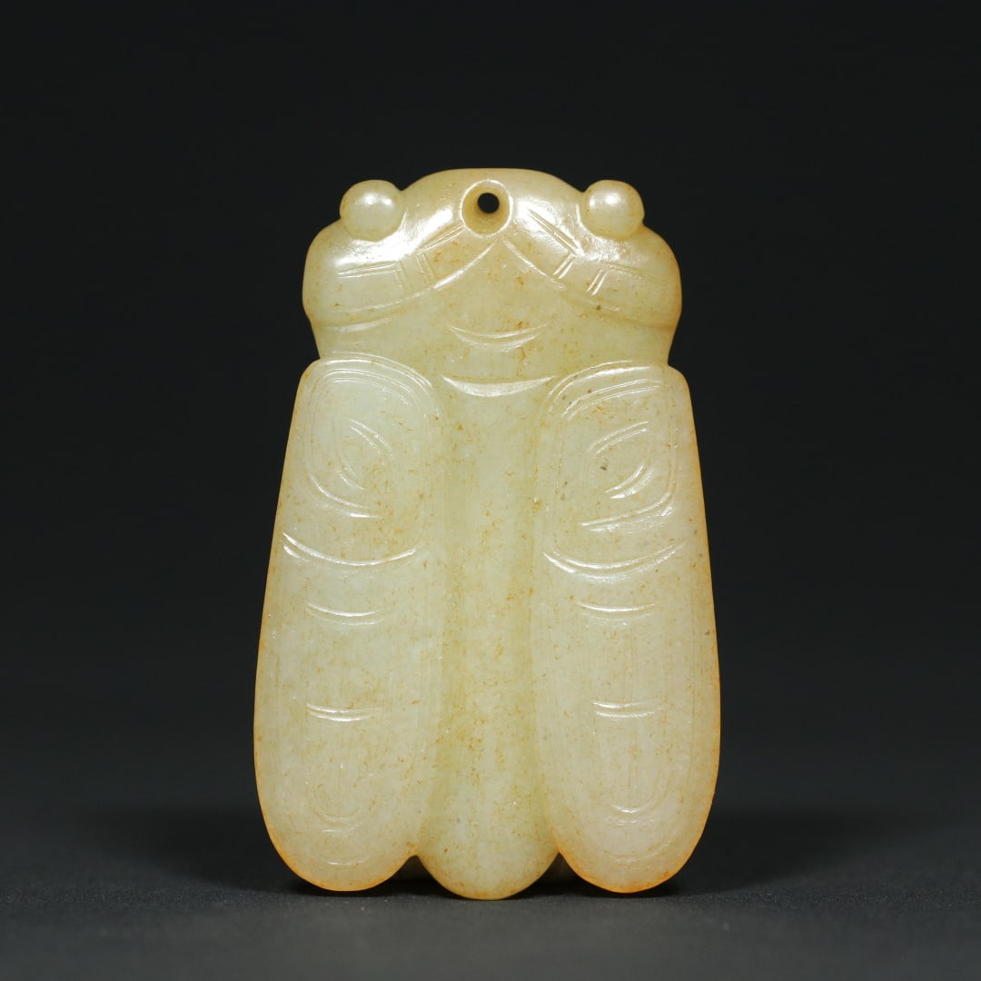 An Exquisite White Jade Cicada Pendant: An Exquisite White Jade Cicada Pendant W.Zhou , China Size:2.8inx1.8inx0.4in Weight:51.2g白玉蝉一鸣惊人挂件 西周时期 Size: