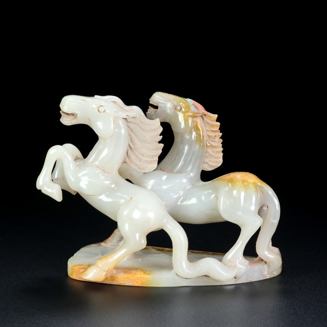 An Exquisite White Jade Horse Ornament: An Exquisite White Jade Horse Ornament Han Dynasty, China Size:4.4inx5.2inx2.8in Weight:579.5g白玉马摆件 中国汉代 Size:11.2cmx13.3cmx7cm