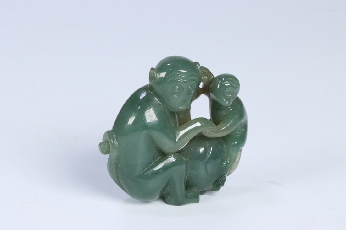 An Exquisite Jadeite Monkey Hand Piece - 2