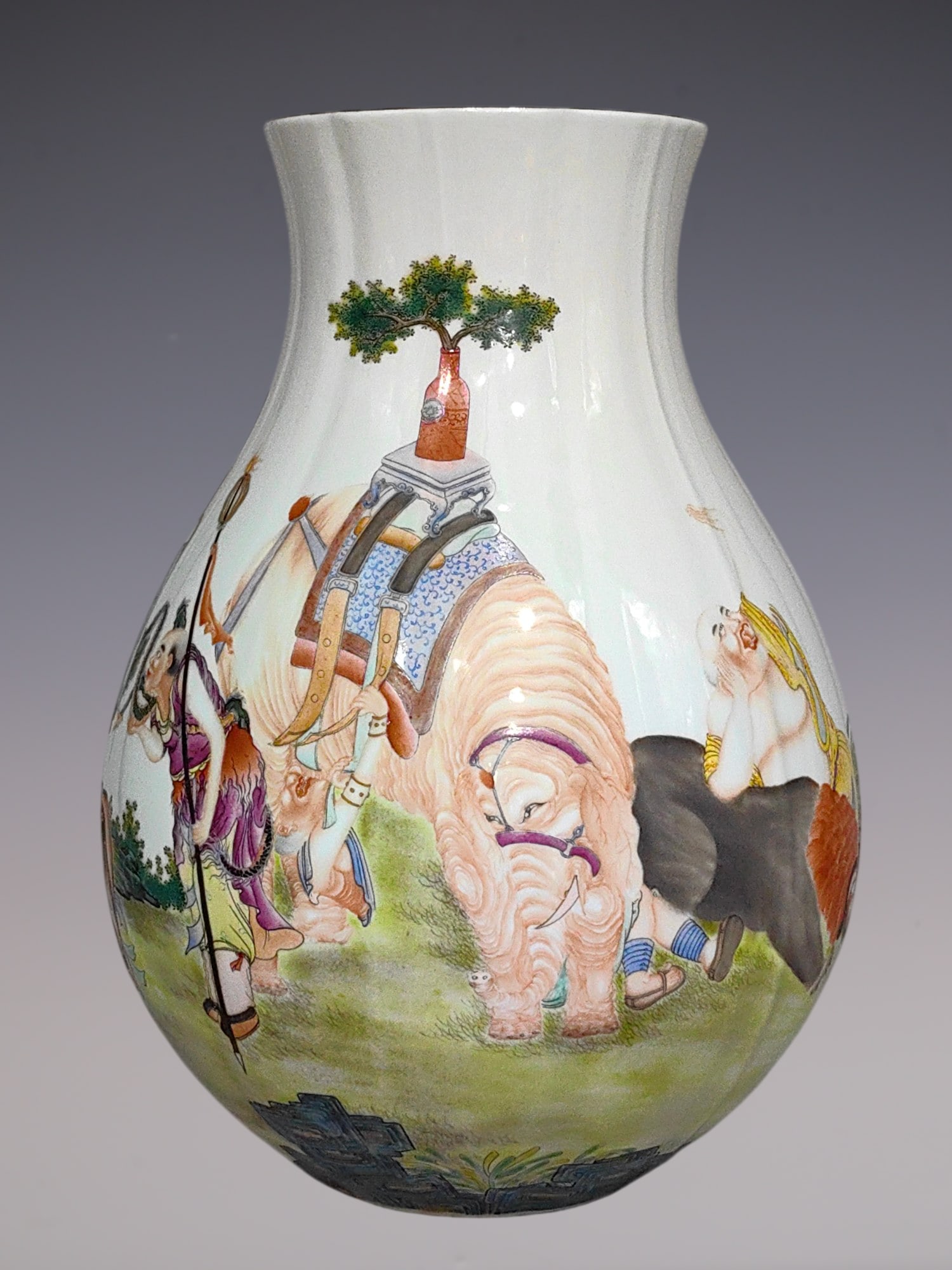 An Exquisite Famille-Rose Character and Story Pattern with poem Vase: An Exquisite Famille-Rose Character and Story Pattern with poem Vase Qing Dynasty, China Qianlong Six-character Mark Size:12.2inx9.1in粉彩人物罗汉图尊
