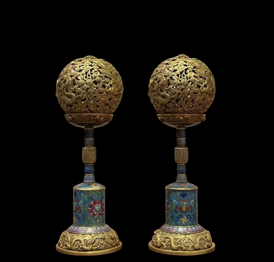 A Exquisite A pair of Cloisonne Dragon and Phoenix Pattern Ornament: A Exquisite A pair of Cloisonne Dragon and Phoenix Pattern Ornament Qing Dynasty, China Qianlong Four-character Mark Size:15.7inx5.5in Weight:5.5KG一对景泰蓝龙Ñ