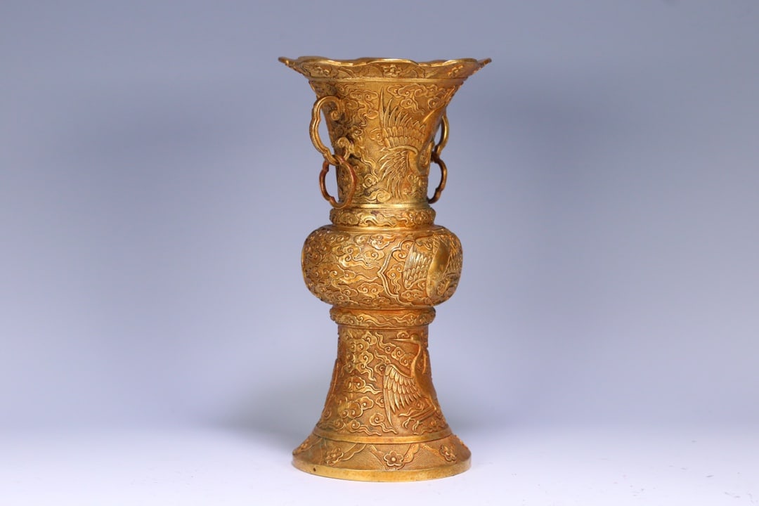 An Exquisite Gilt Bronze Auspicious Cloud Pattern Crane Pattern Double-Ears Vase - 2