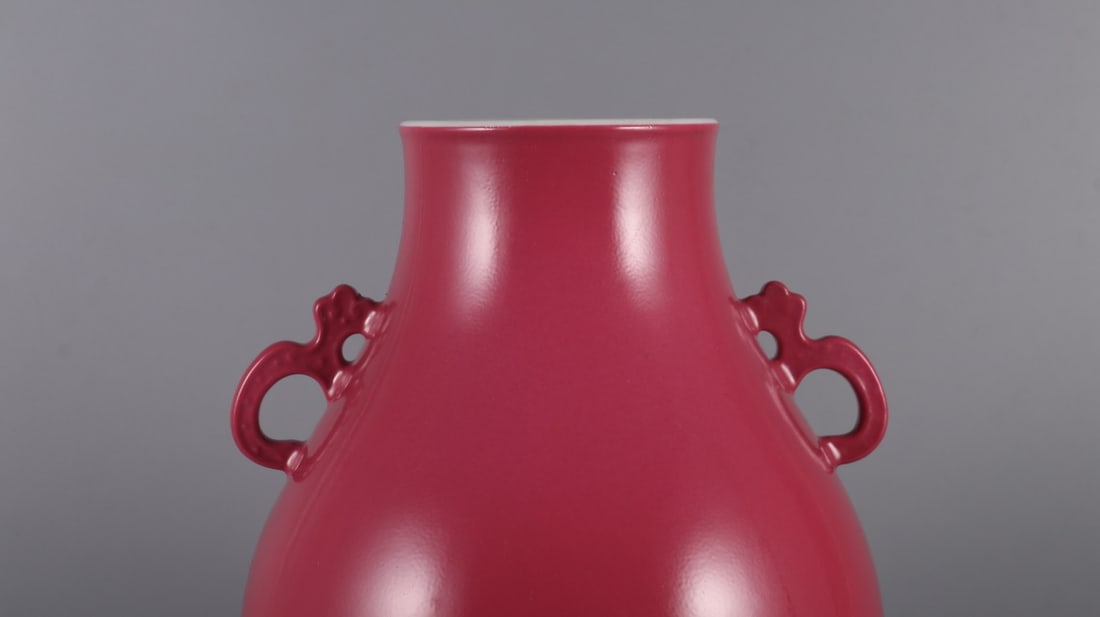 An Exquisite Ruby Red-Glazed Double-Ears Vase - 4