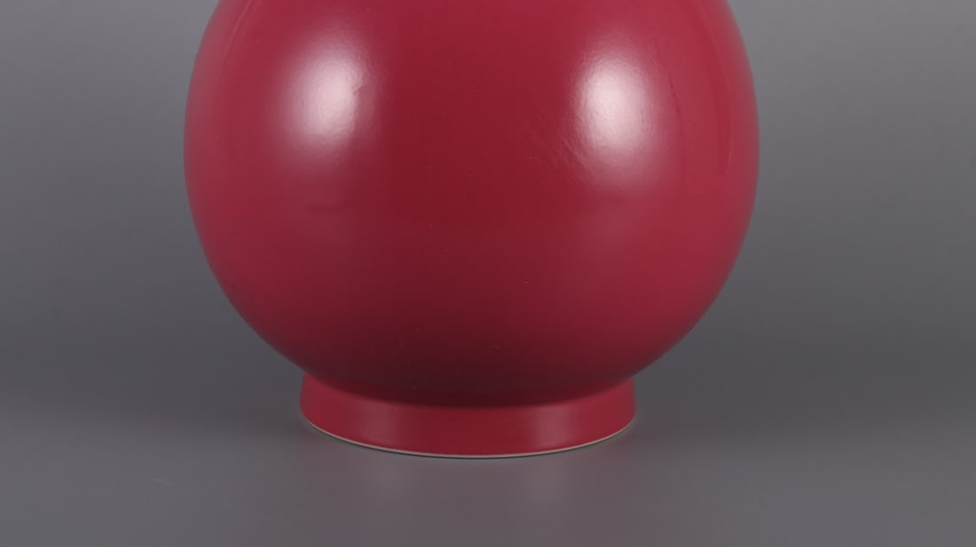 An Exquisite Ruby Red-Glazed Double-Ears Vase - 5