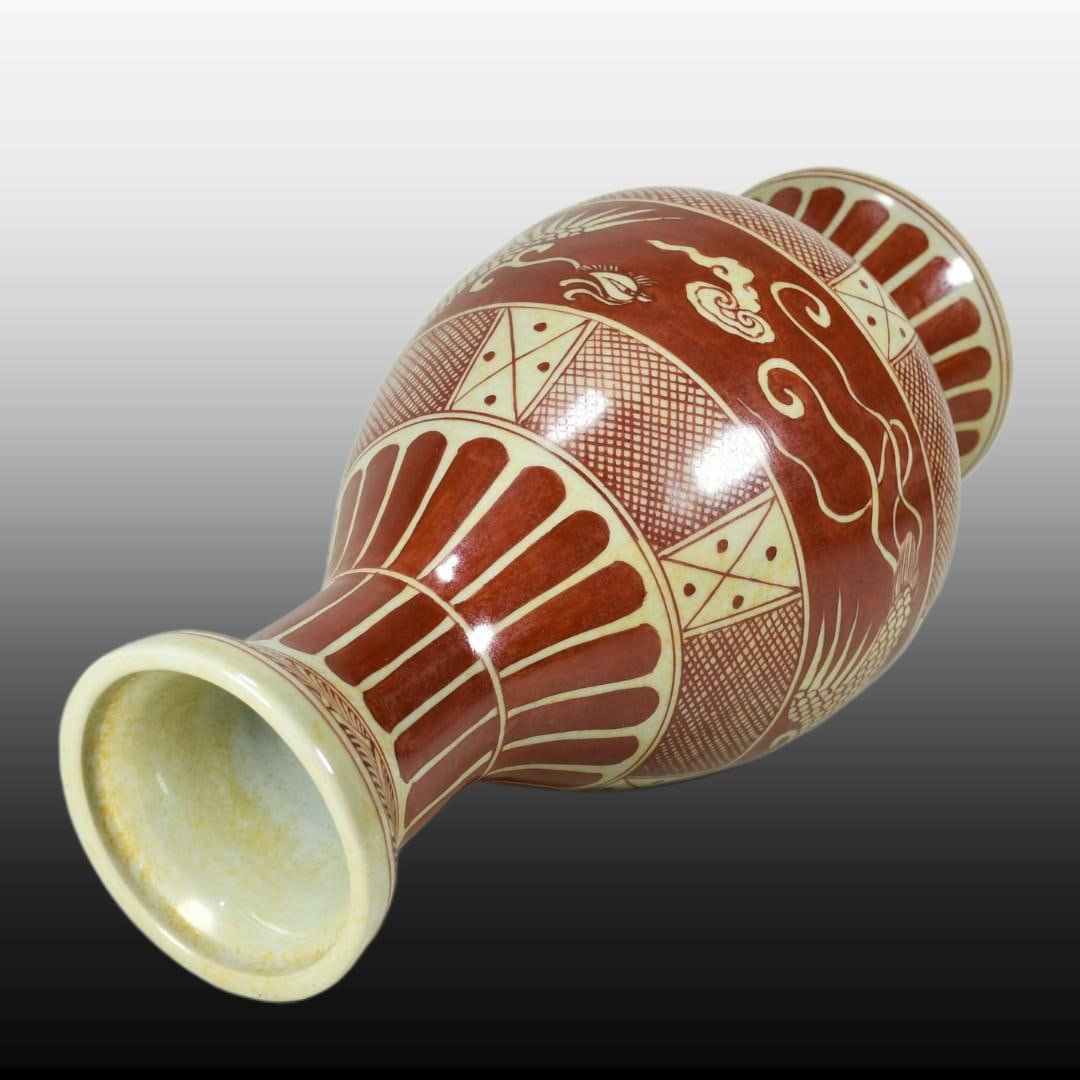 A Exquisite Underglaze-Red Phoenix Pattern Vase - 6