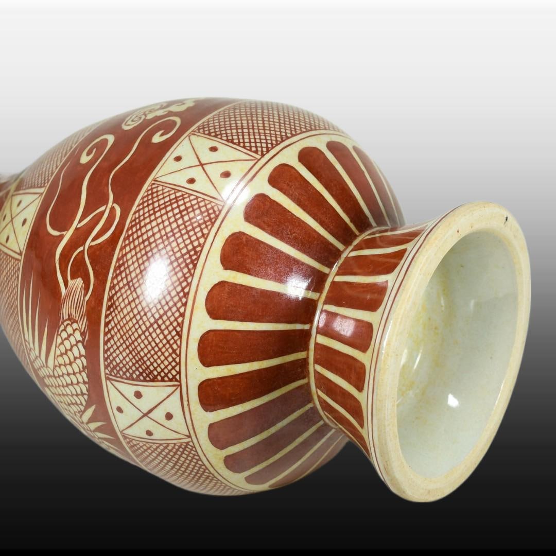 A Exquisite Underglaze-Red Phoenix Pattern Vase - 8