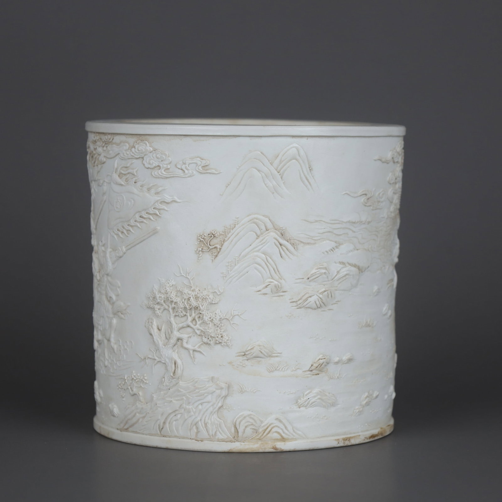 A Exquisite White Glaze Figures Pattern Brush Pot - 3