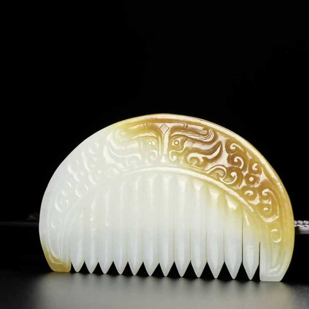 A Exquisite Hotan Jade Comb - 4