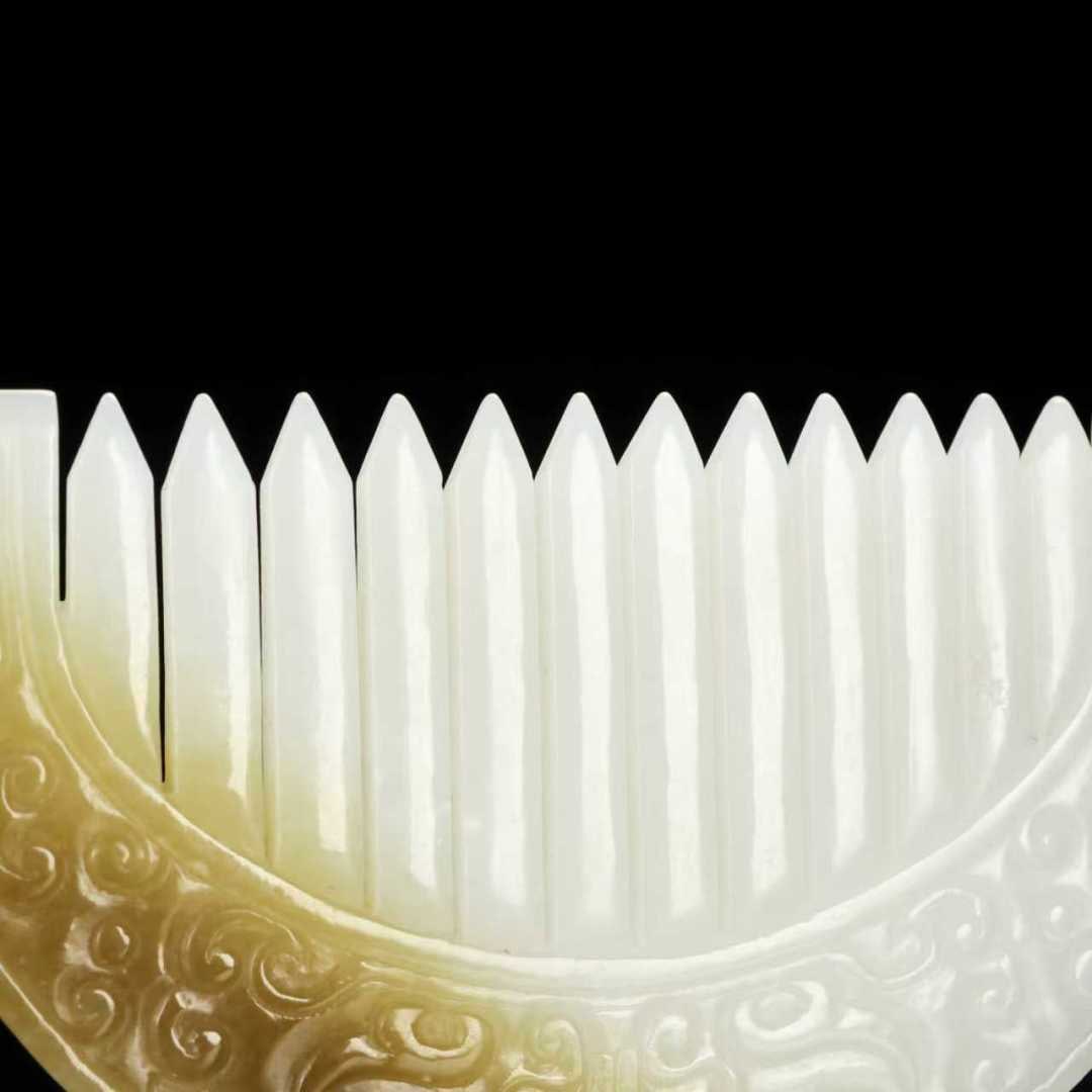 A Exquisite Hotan Jade Comb - 6