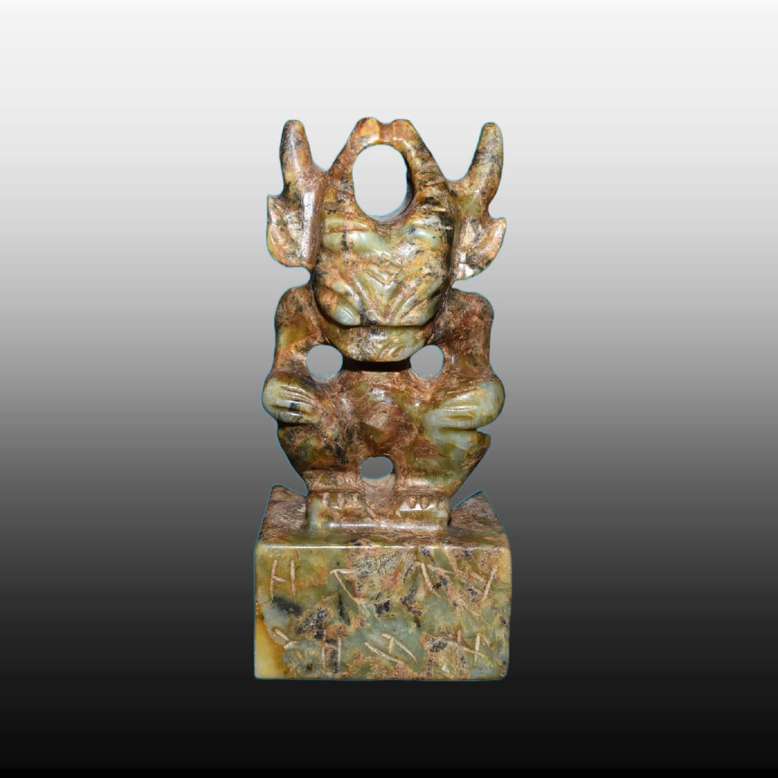 A Exquisite River Polished Jade Seal: A Exquisite River Polished Jade Seal,Ancient Time, China,Size:4.3inx8.5in,Weight:2720g 河磨玉印章,远古时期