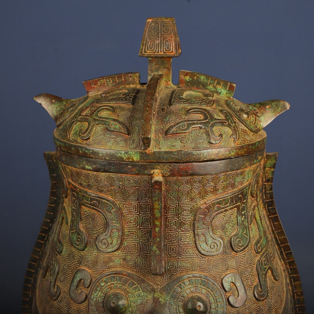 A Exquisite Bronze Eagle-Face Vase - 2