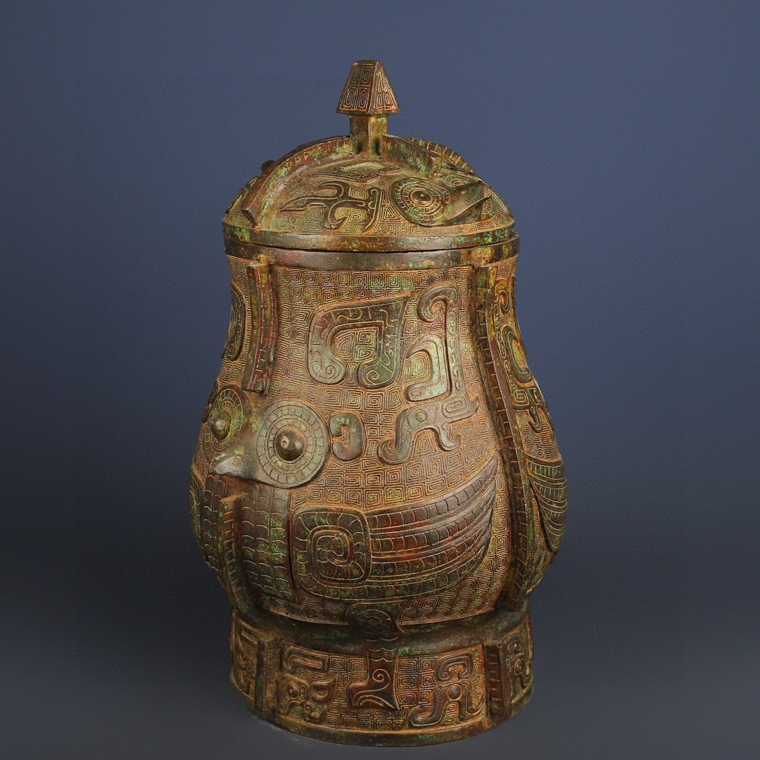 A Exquisite Bronze Eagle-Face Vase - 4