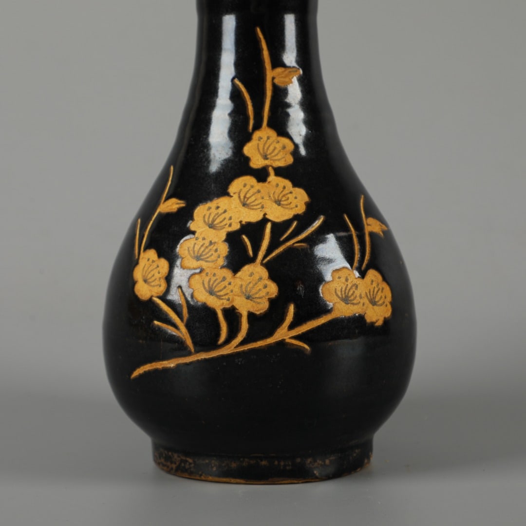 A Exquisite Black Glazed Flower Pattern Vase - 3