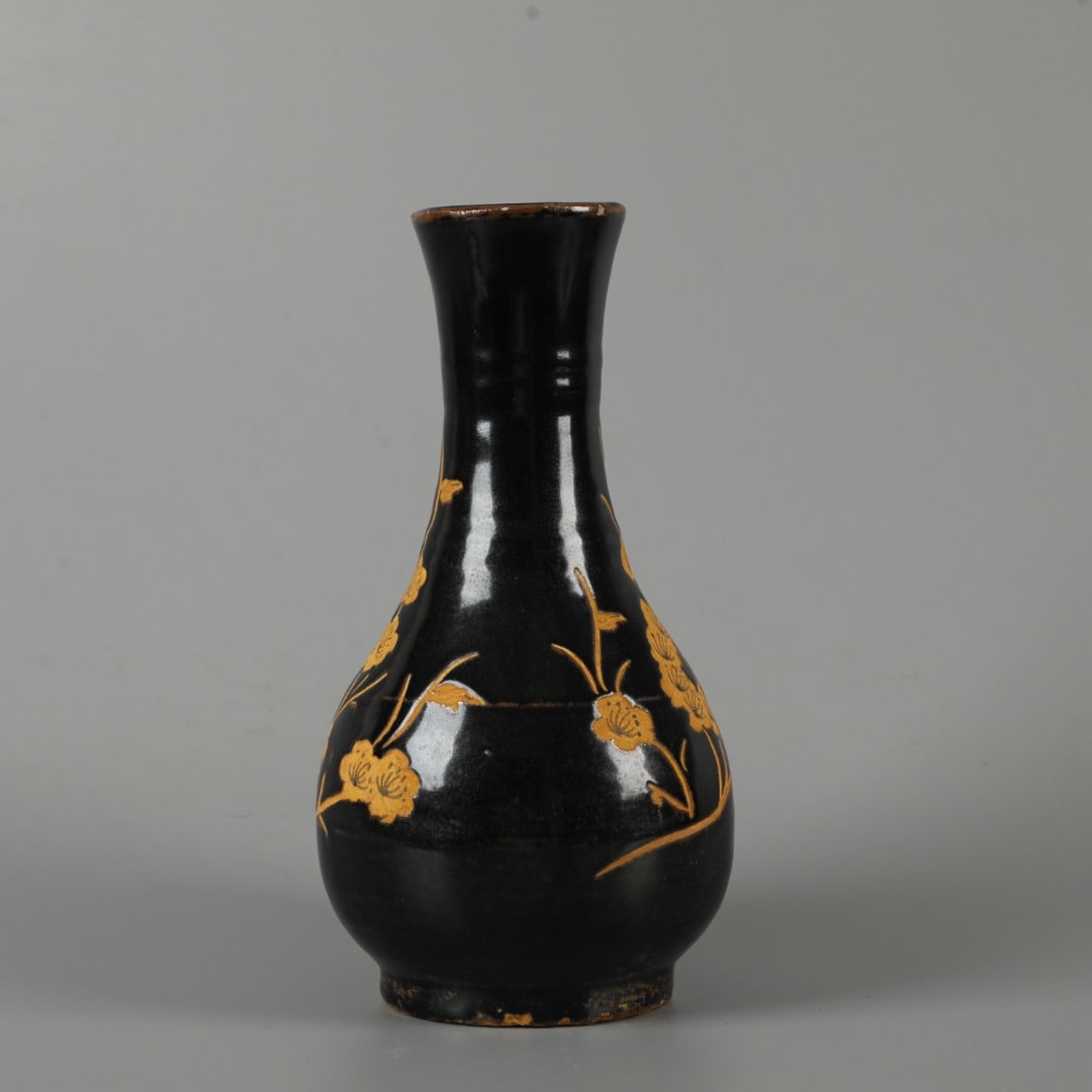 A Exquisite Black Glazed Flower Pattern Vase - 4
