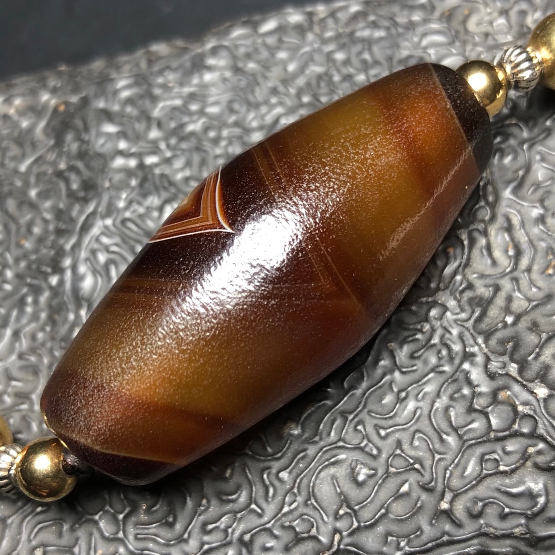 A Exquisite Agate Dzi bead Necklace - 3