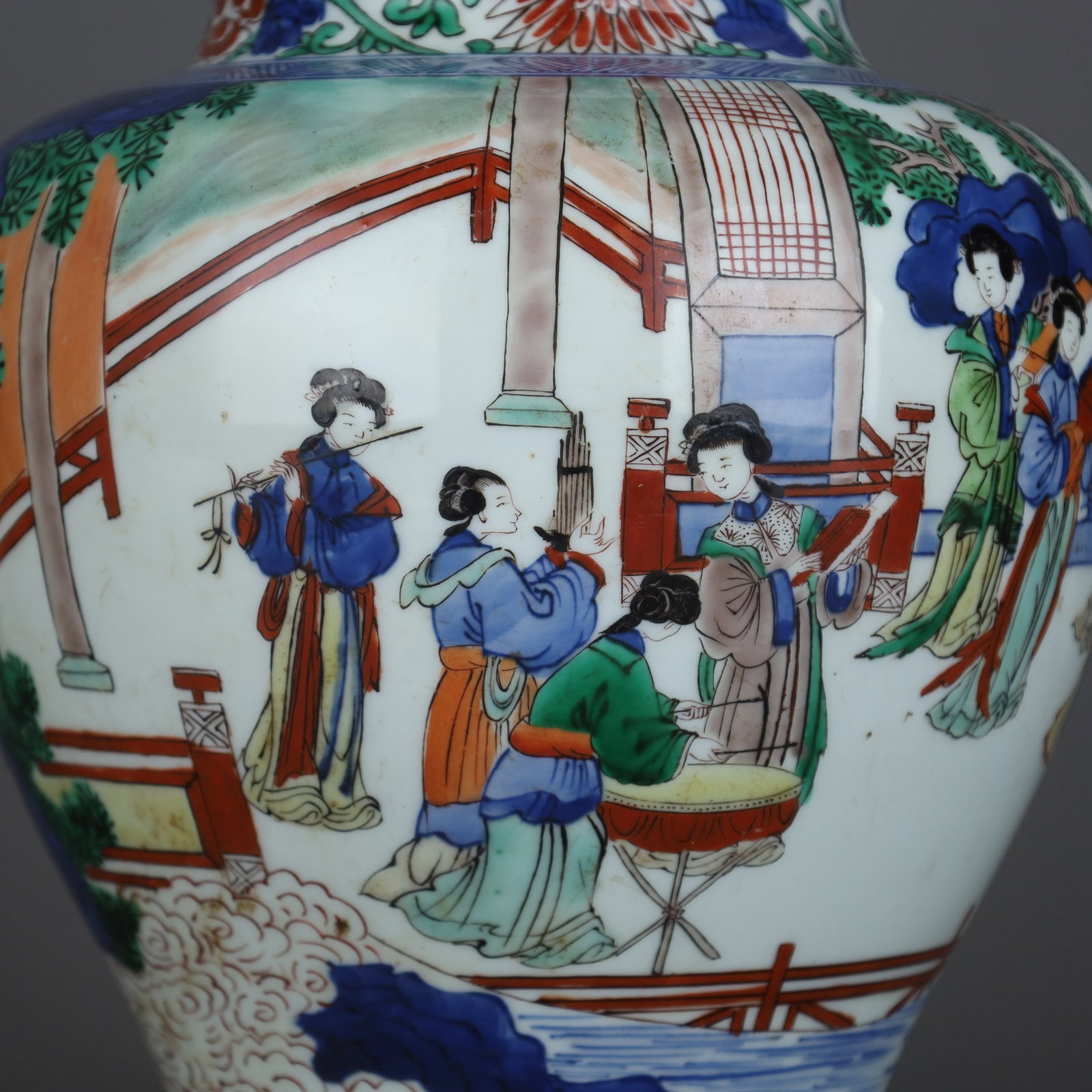 A Exquisite Doucai Figures Pattern Jar - 6