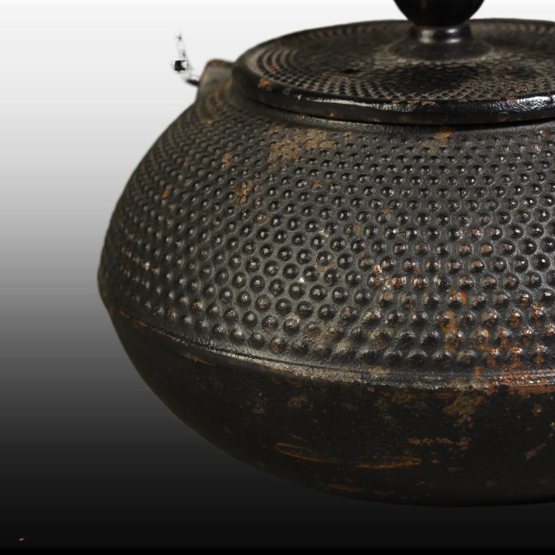 A Exquisite Iron Ewer - 4