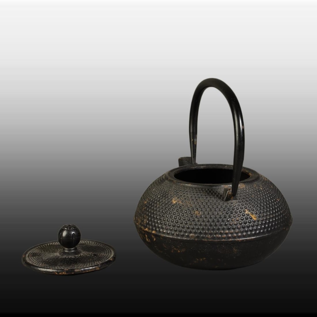 A Exquisite Iron Ewer - 7